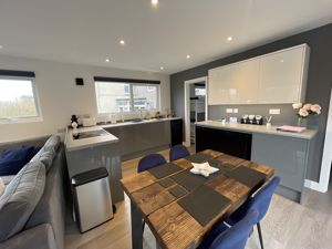 Annexe- click for photo gallery